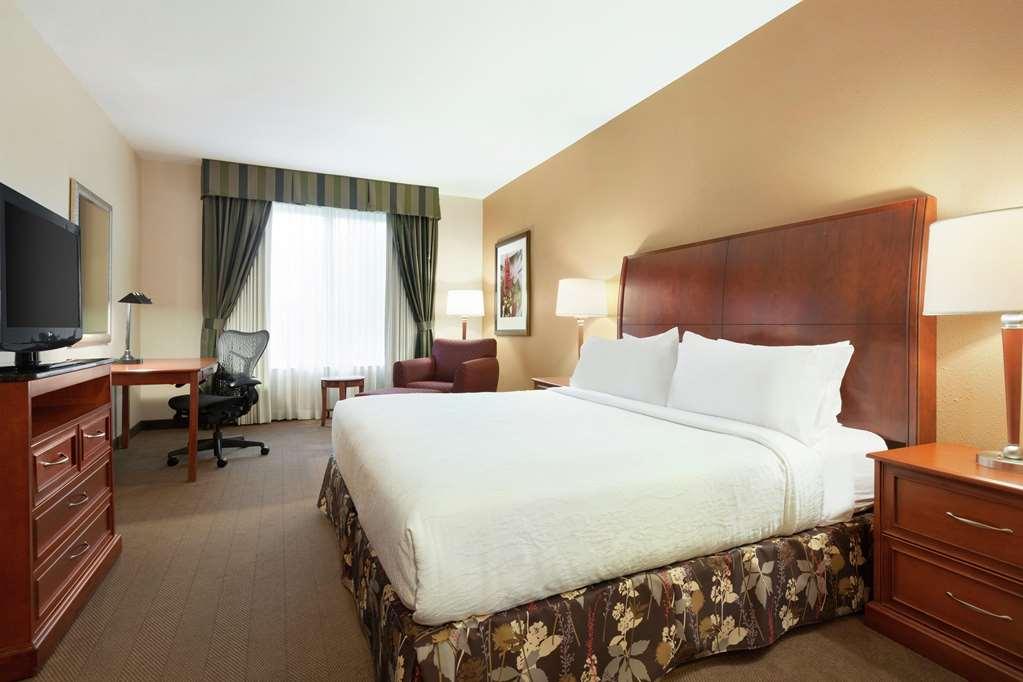 Hilton Garden Inn Houston/The Woodlands Room photo